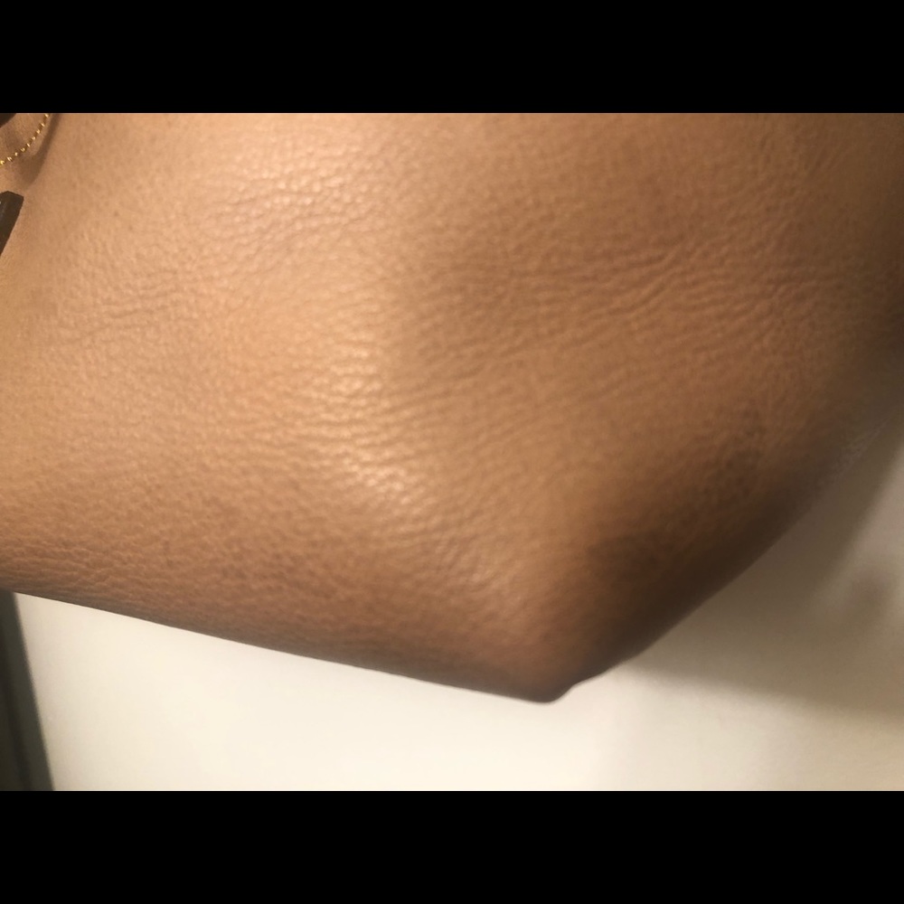 Dooney & Bourke Mushroom Buckley (RARE FIND) - Picture 5 of 8